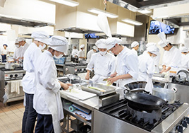 写真：調理実習室