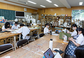 写真：美術室