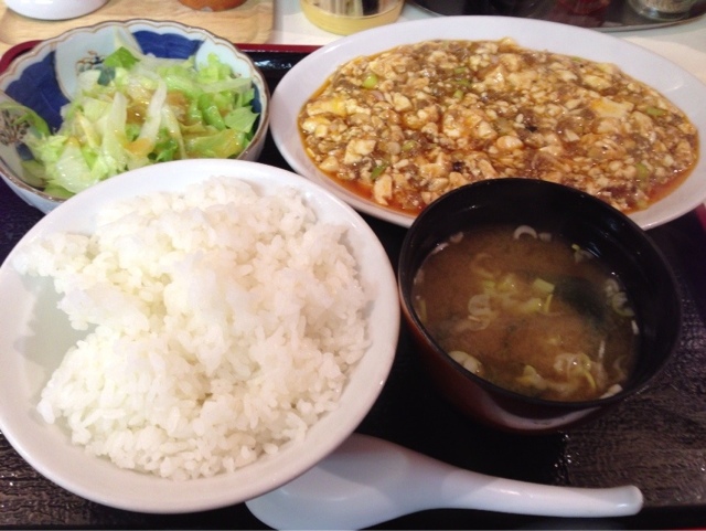 食堂四川一よし